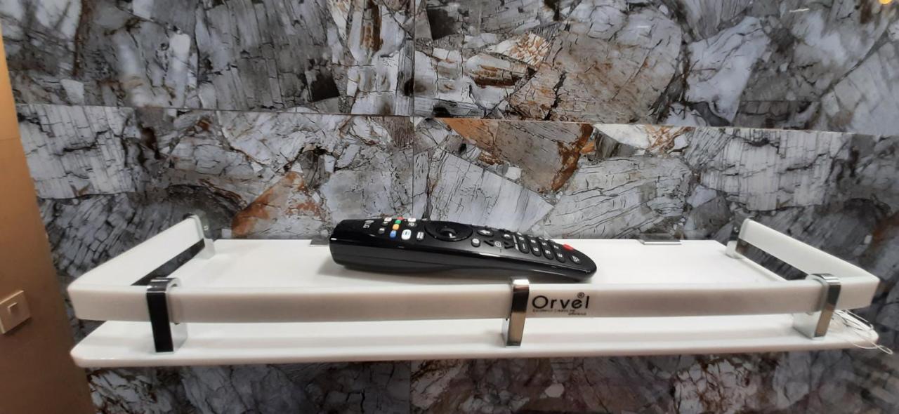 Aggarwal Luxury Room With Private Kitchen Washroom And Balcony Along With Fridge, Ac, Android Tv, Wifi In Main Lajpat Nagar Új-Delhi Kültér fotó